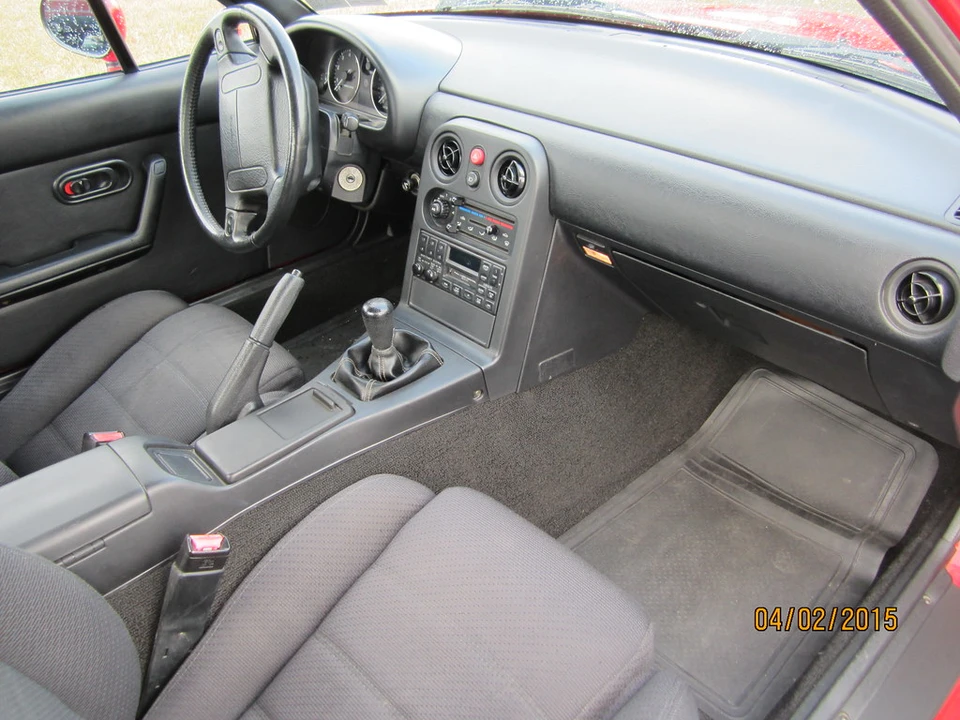 1990 Mazda NA MX-5 Miata - Image 25 of 31