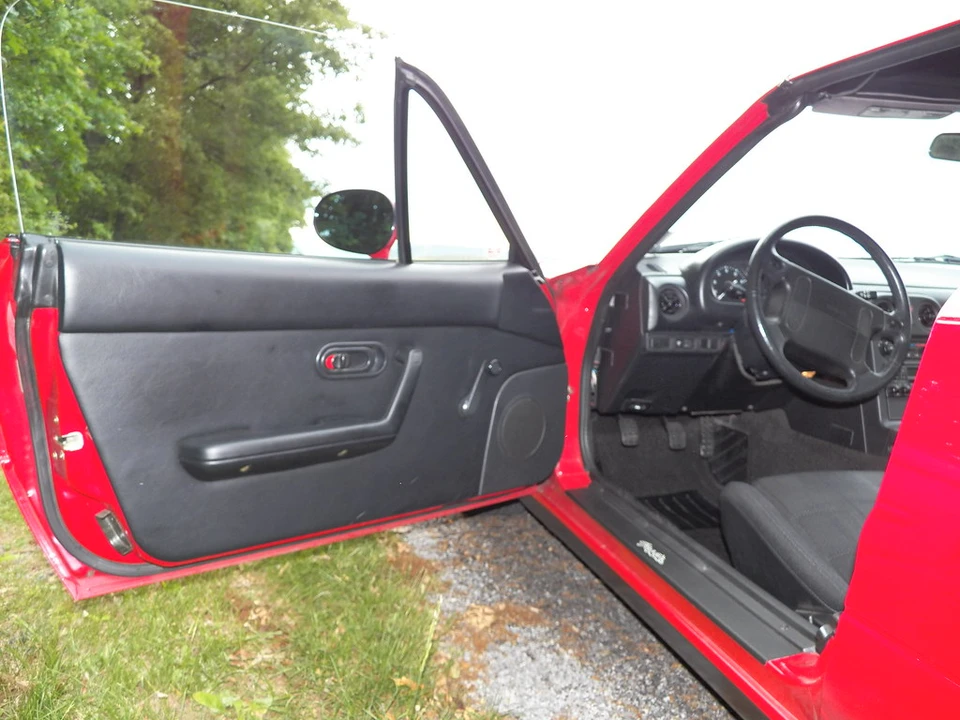 1990 Mazda NA MX-5 Miata - Image 27 of 31