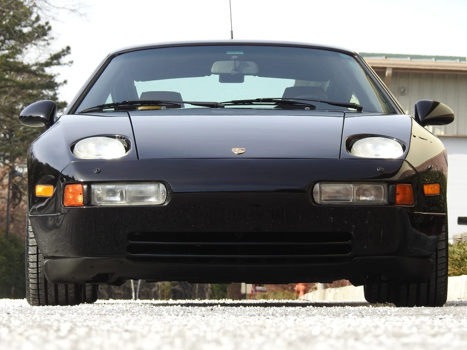 1994 Porsche 928 GTS - Image 9 of 31