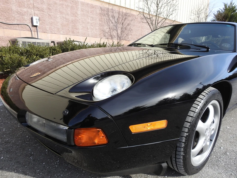 1994 Porsche 928 GTS - Image 12 of 31