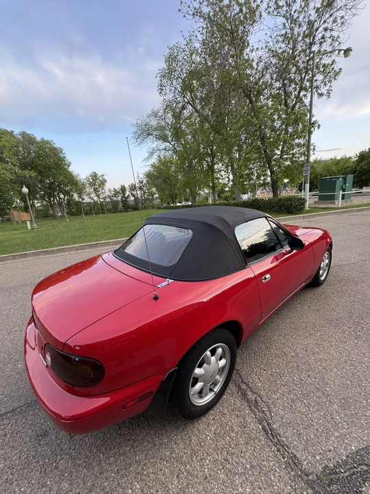 1990 Mazda NA MX-5 Miata - Image 19 of 31