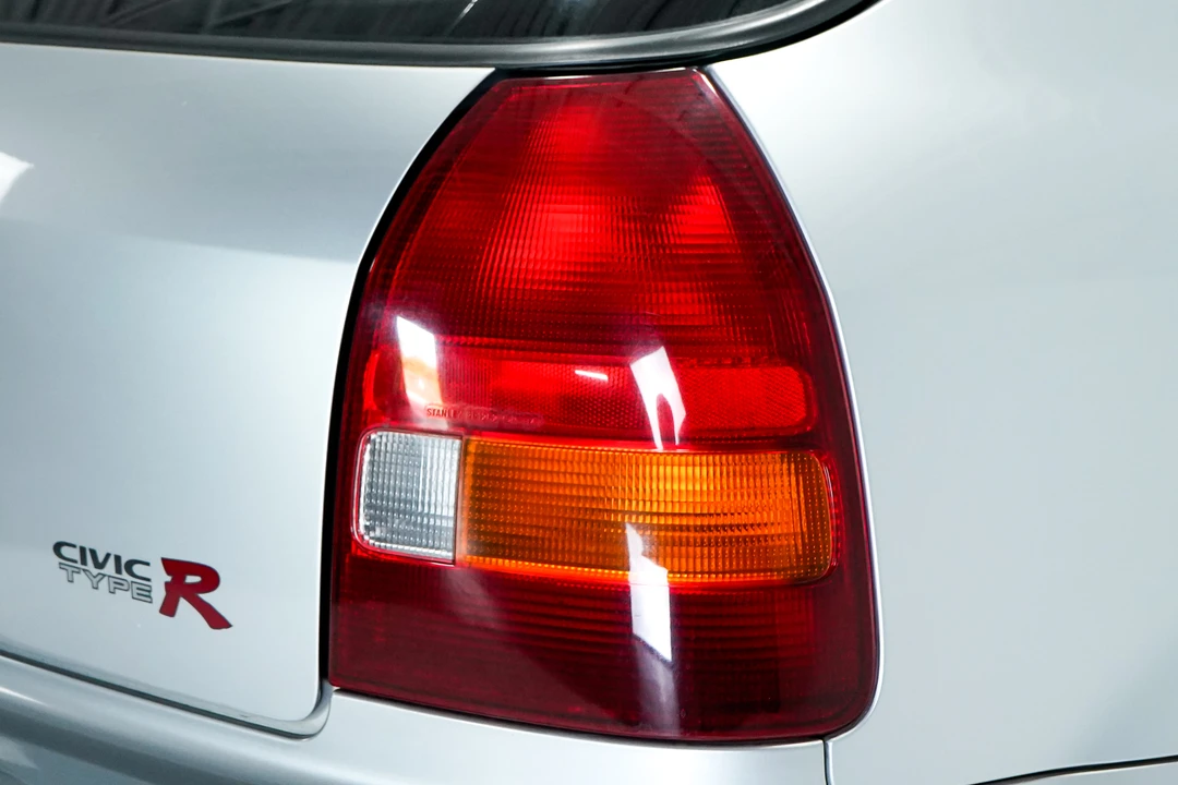 1997 Honda EK9 Civic Type R - Image 25 of 31
