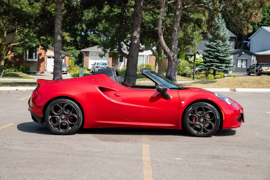 2017 Alfa Romeo 4C Spider - Image 14 of 31
