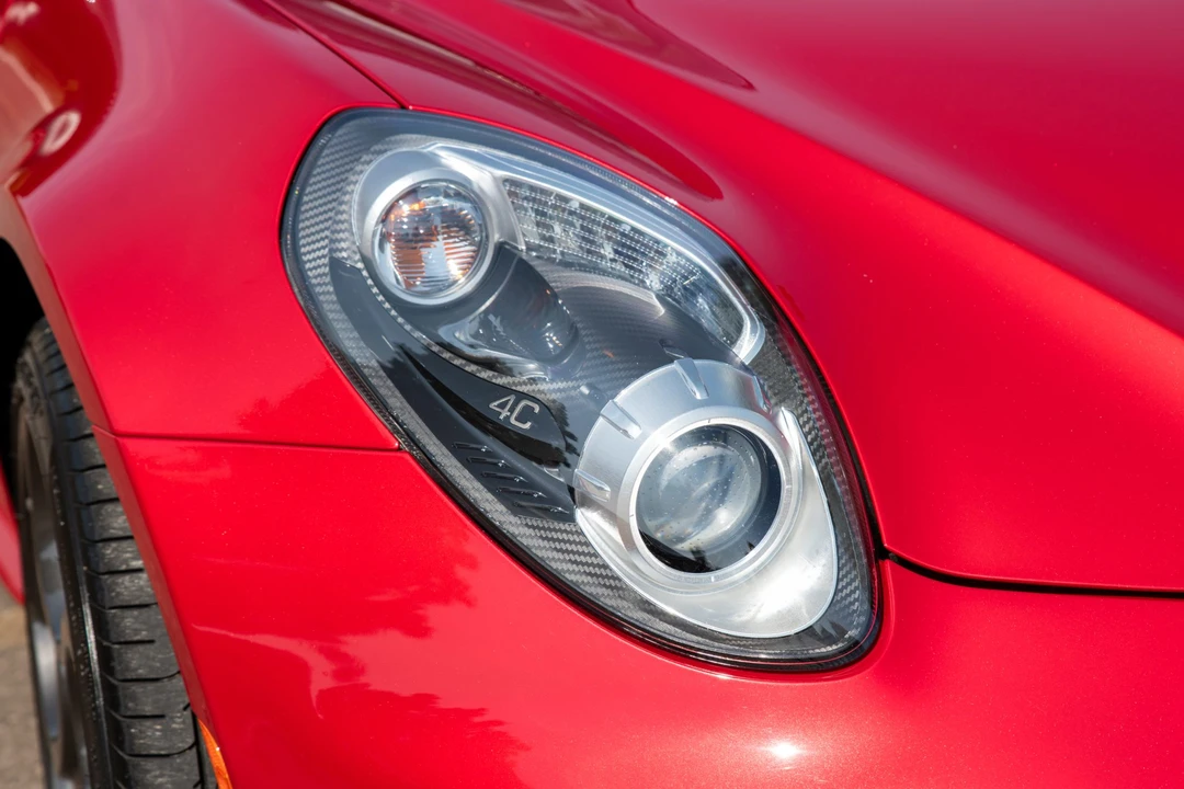 2017 Alfa Romeo 4C Spider - Image 21 of 31