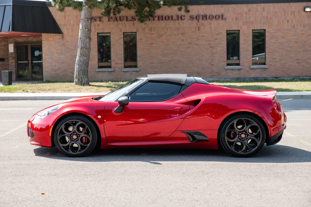 2017 Alfa Romeo 4C Spider - Image 3 of 31