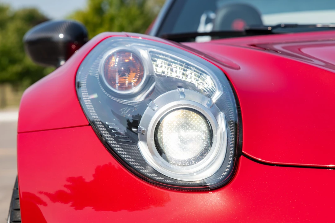 2017 Alfa Romeo 4C Spider - Image 23 of 31