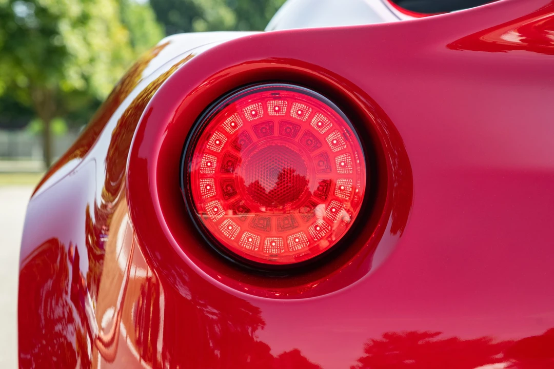 2017 Alfa Romeo 4C Spider - Image 25 of 31