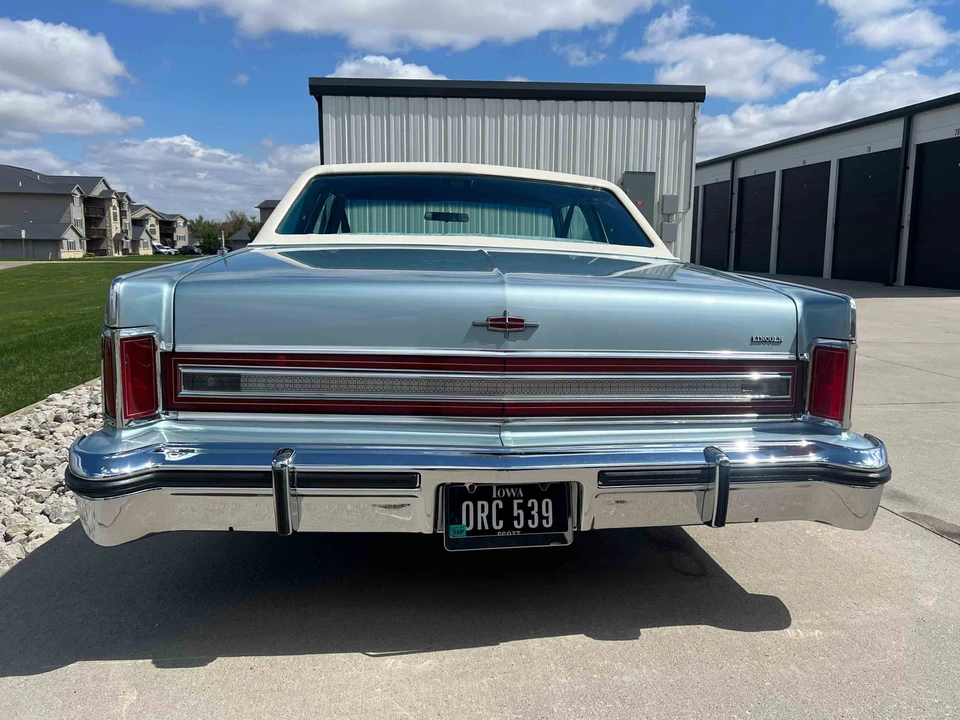 1979 Lincoln Continental 5th Gen - Image 11 of 31