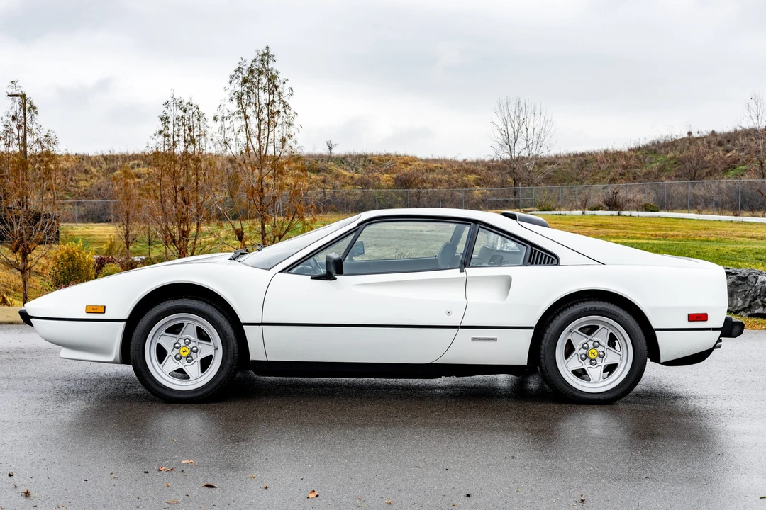 1983 Ferrari 308 GTB QV - Image 9 of 31