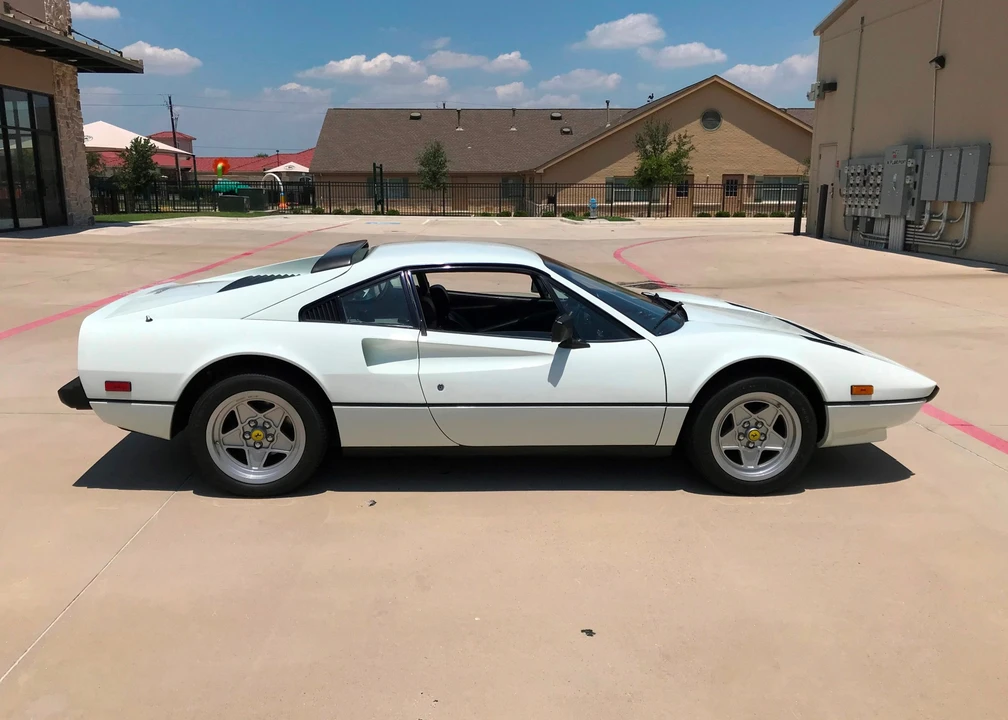 1983 Ferrari 308 GTB QV - Image 19 of 31