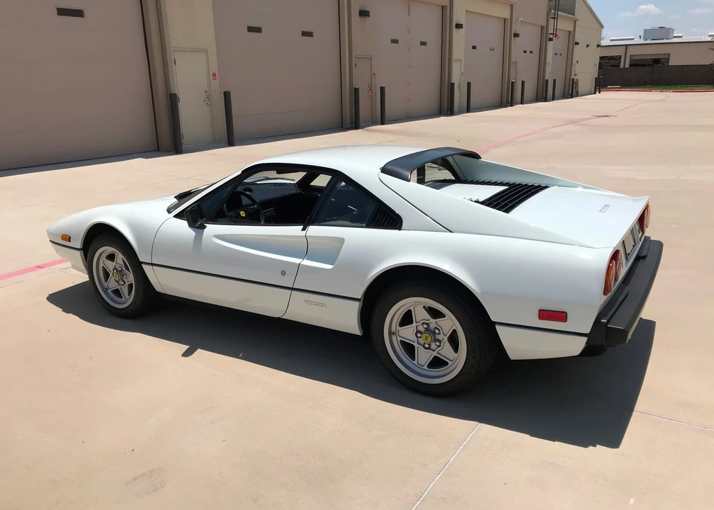 1983 Ferrari 308 GTB QV - Image 7 of 31