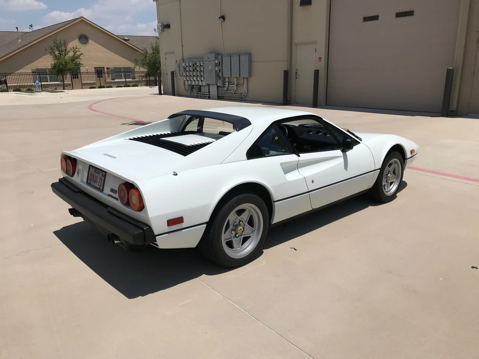 1983 Ferrari 308 GTB QV - Image 16 of 31