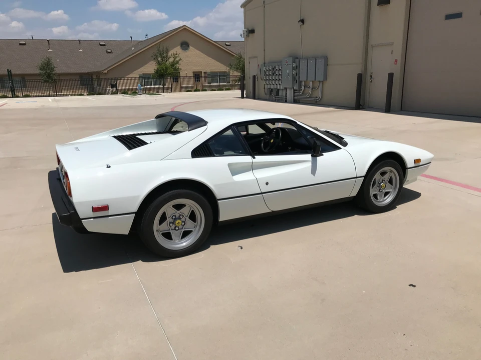 1983 Ferrari 308 GTB QV - Image 17 of 31