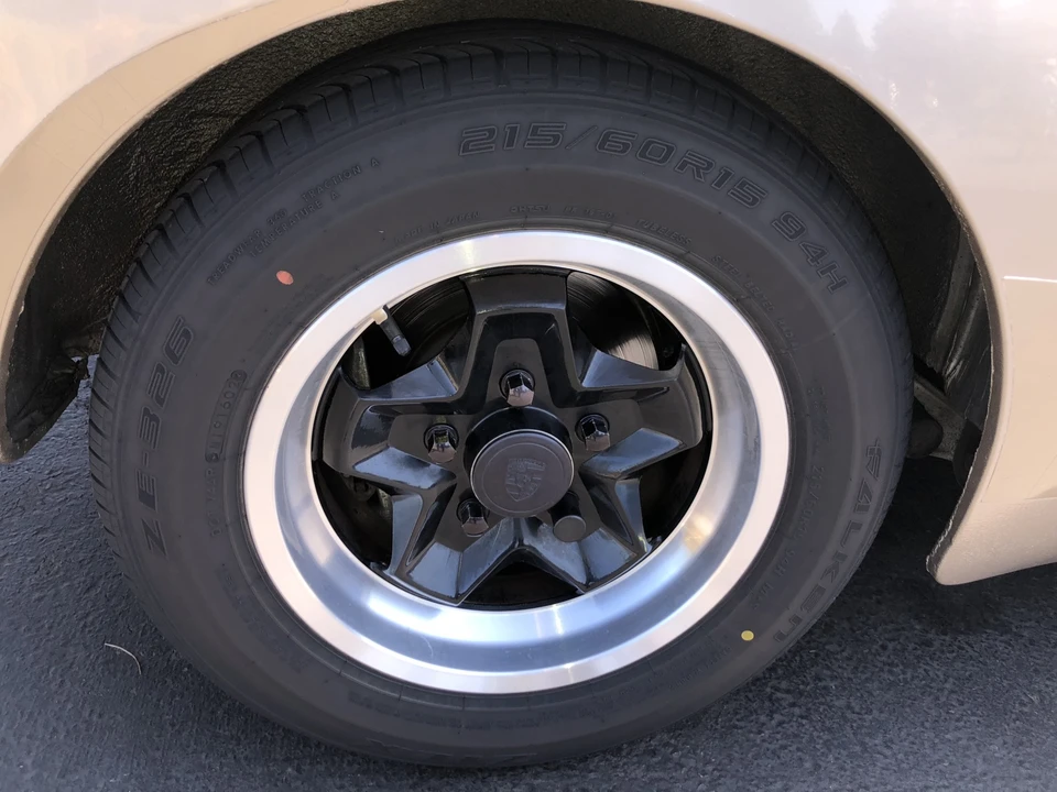 1983 Porsche 944 - Image 25 of 31