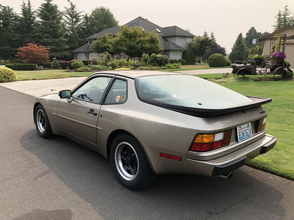 1983 Porsche 944 - Image 9 of 31