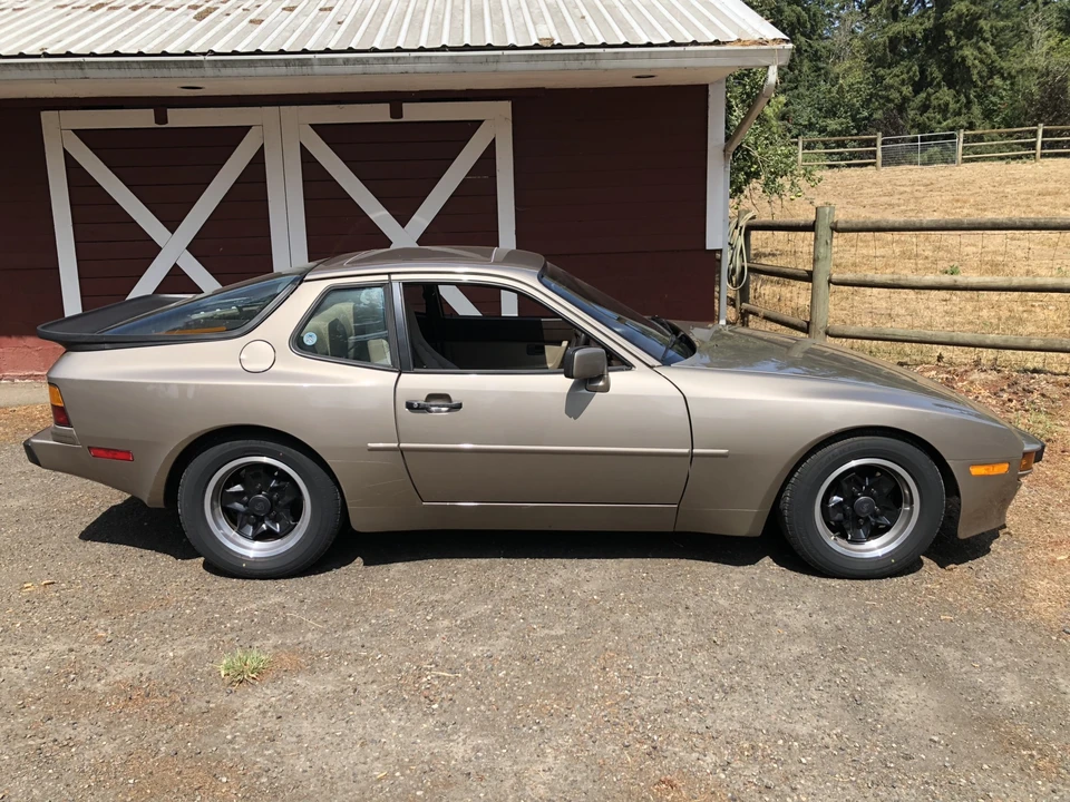 1983 Porsche 944 - Image 3 of 31