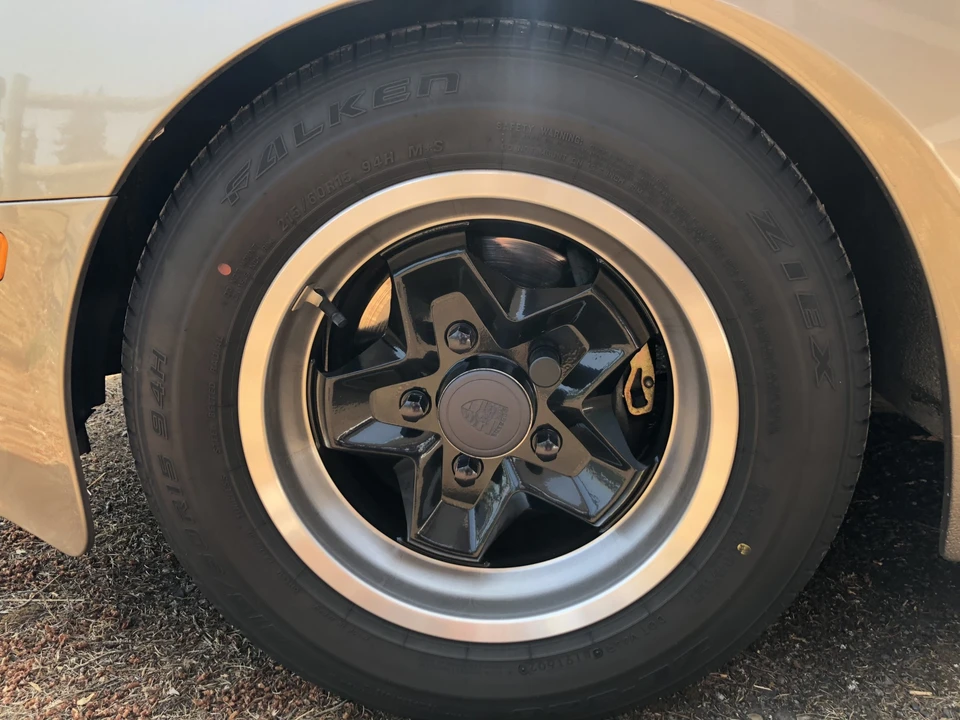 1983 Porsche 944 - Image 28 of 31