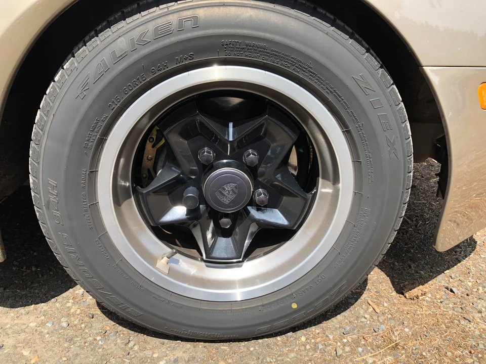 1983 Porsche 944 - Image 29 of 31