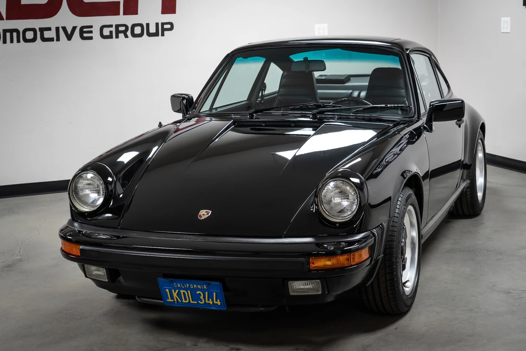 1984 Porsche 911 Carrera 3.2 - Image 6 of 31
