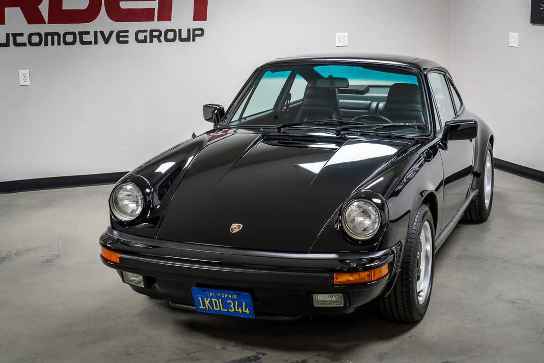 1984 Porsche 911 Carrera 3.2 - Image 5 of 31