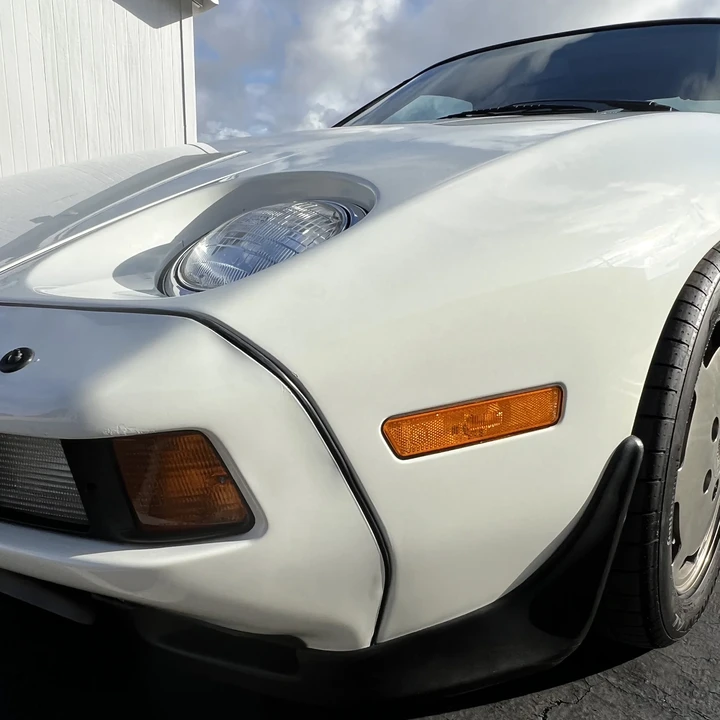 1984 Porsche 928 S - Image 18 of 31