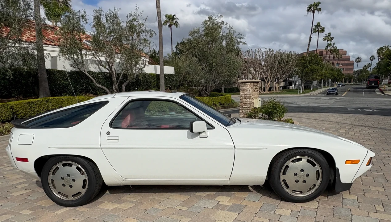 1984 Porsche 928 S - Image 15 of 31