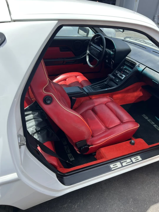 1984 Porsche 928 S - Image 29 of 31