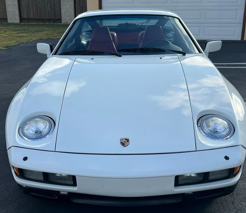 1984 Porsche 928 S - Image 9 of 31