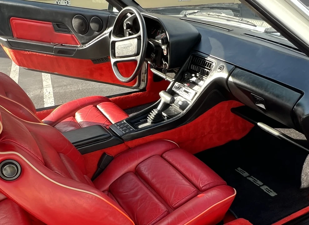 1984 Porsche 928 S - Image 27 of 31