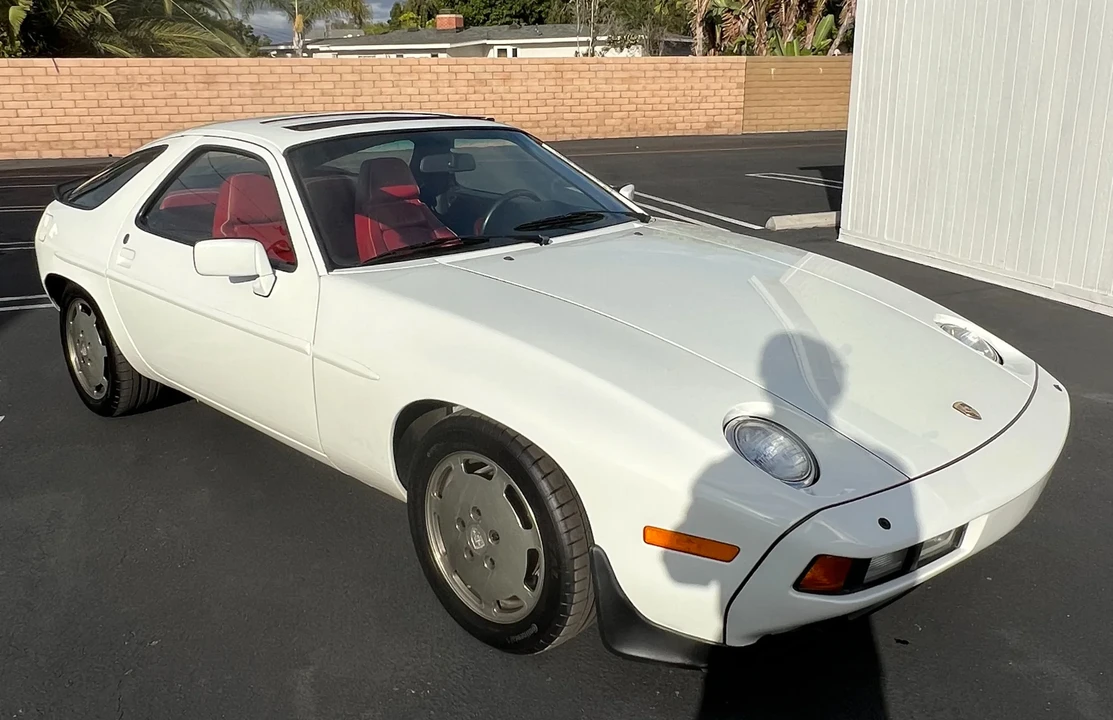 1984 Porsche 928 S - Image 3 of 31