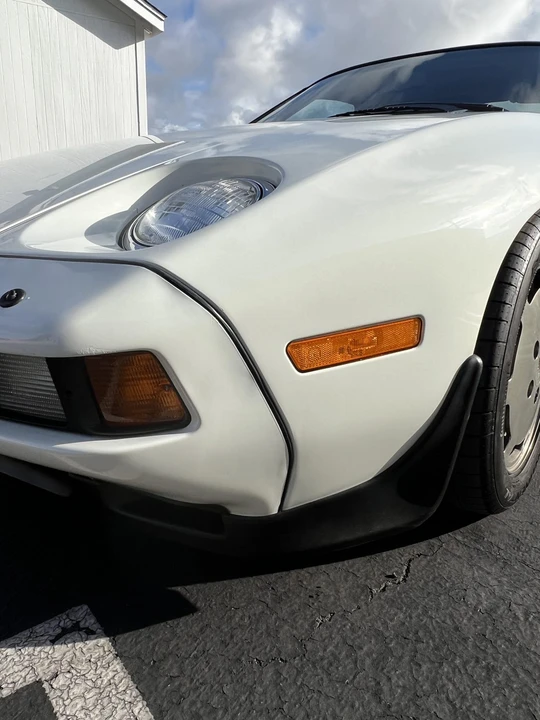 1984 Porsche 928 S - Image 12 of 31
