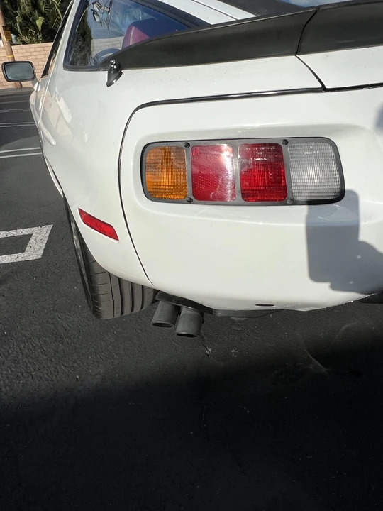 1984 Porsche 928 S - Image 13 of 31