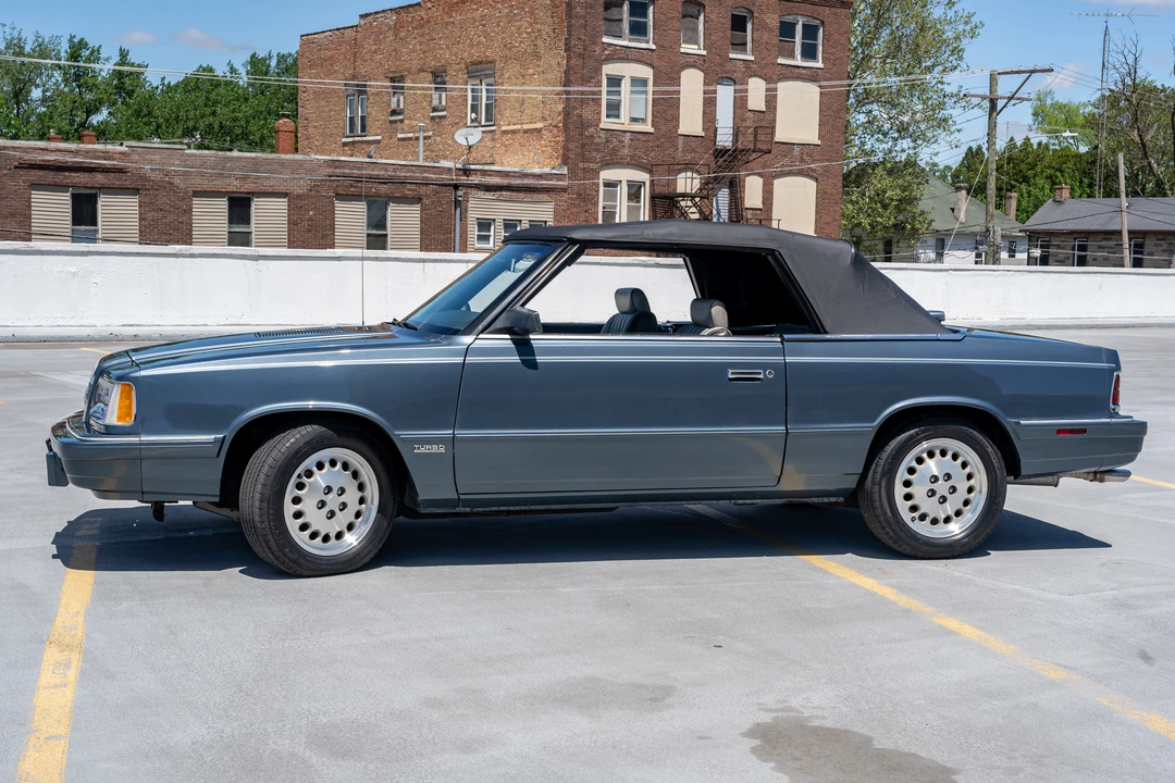 1986 Dodge 600 - Image 17 of 31