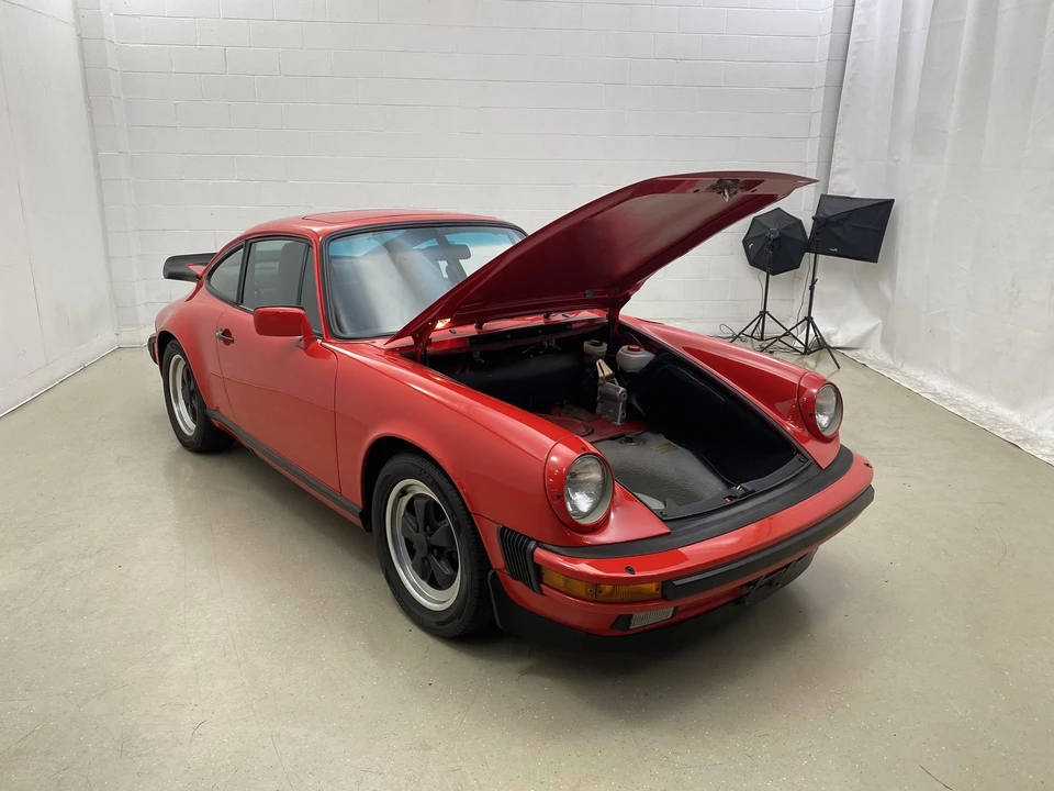 1986 Porsche 911 Carrera 3.2 - Image 6 of 31
