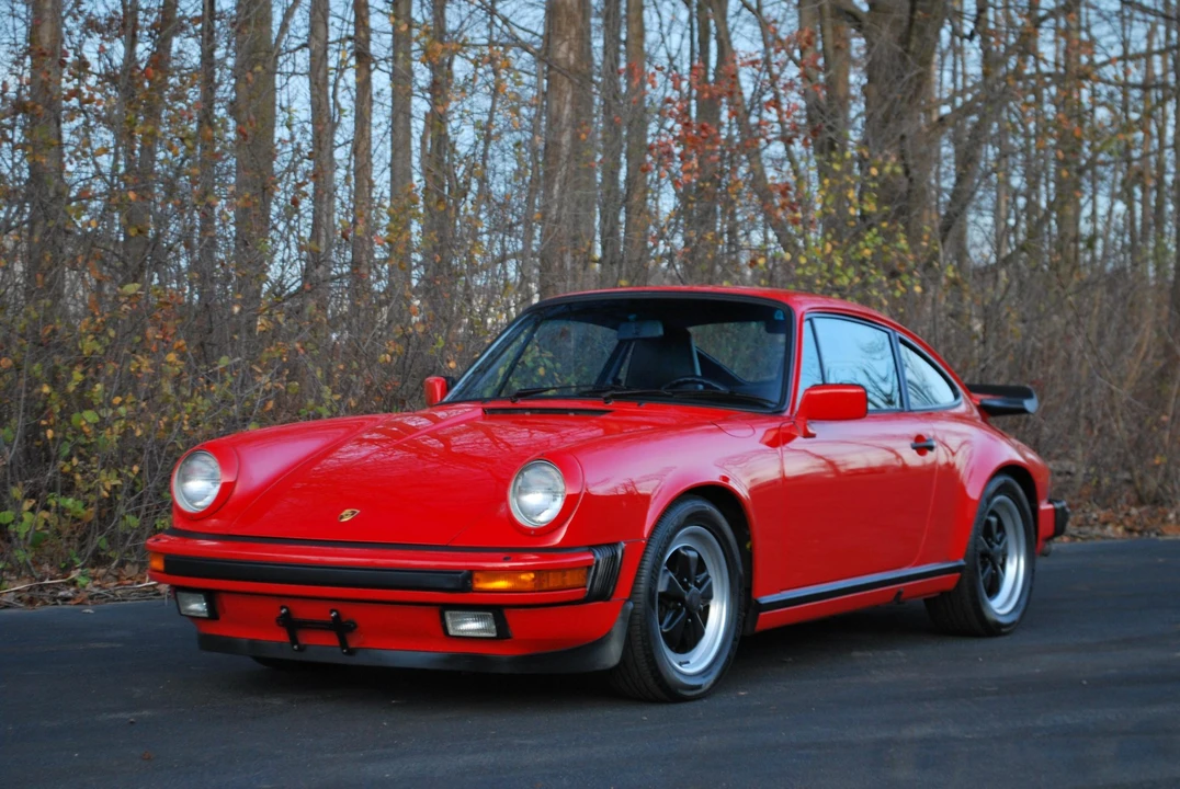 1986 Porsche 911 Carrera 3.2 - Image 2 of 31