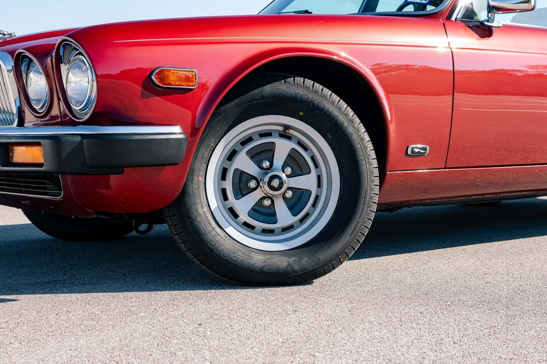 1987 Jaguar XJ Series 3 - Image 16 of 31