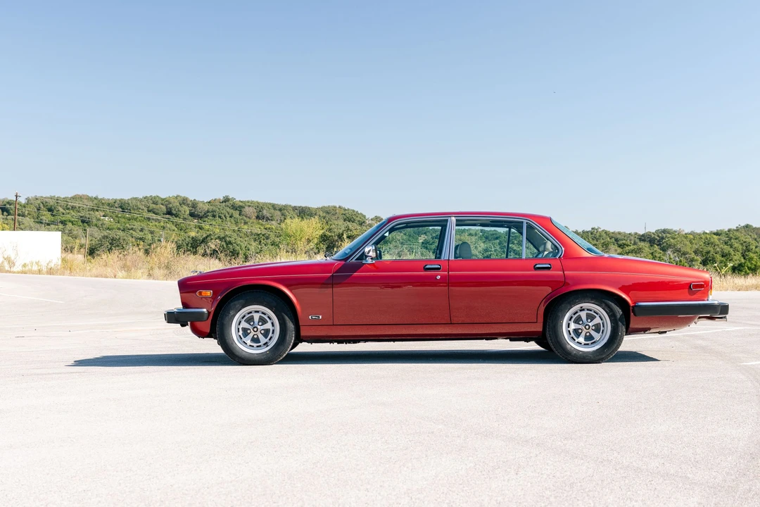 1987 Jaguar XJ Series 3 - Image 5 of 31