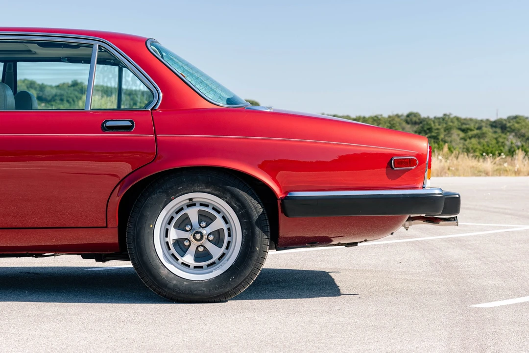 1987 Jaguar XJ Series 3 - Image 30 of 31