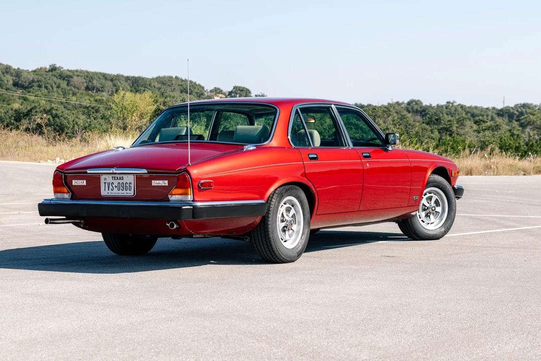 1987 Jaguar XJ Series 3 - Image 9 of 31