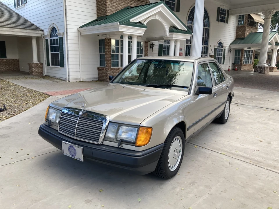 1987 Mercedes-Benz W124 E-Class - Image 21 of 31