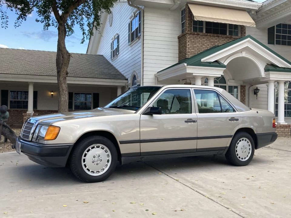 1987 Mercedes-Benz W124 E-Class - Image 20 of 31