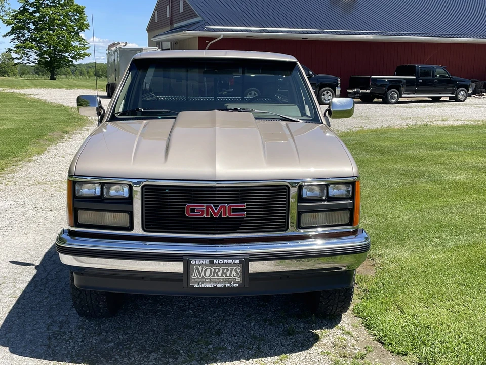 1988 GMC Sierra 1st Gen - Image 12 of 31