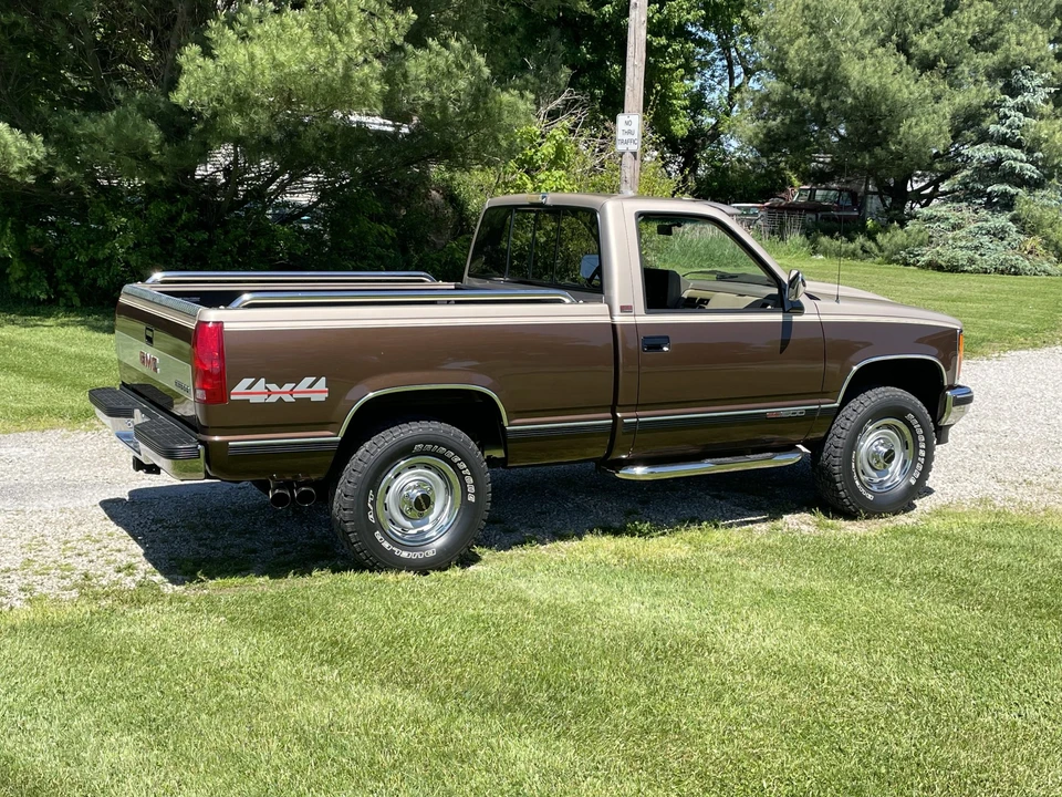 1988 GMC Sierra 1st Gen - Image 10 of 31