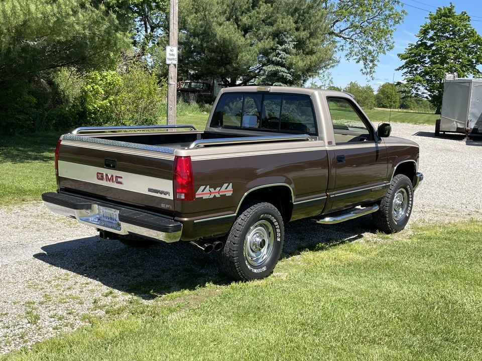 1988 GMC Sierra 1st Gen - Image 9 of 31