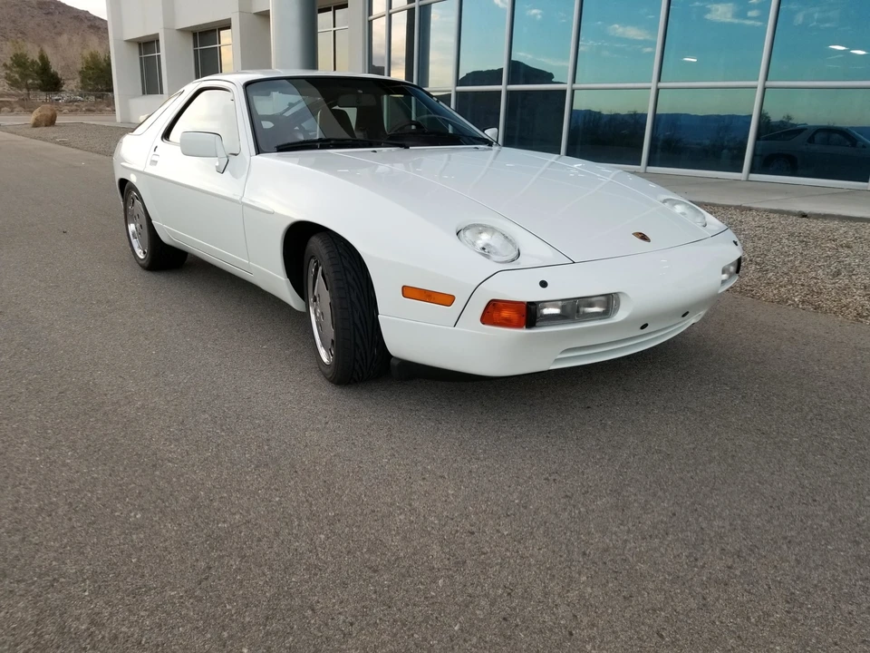 1988 Porsche 928 S4 - Image 20 of 31