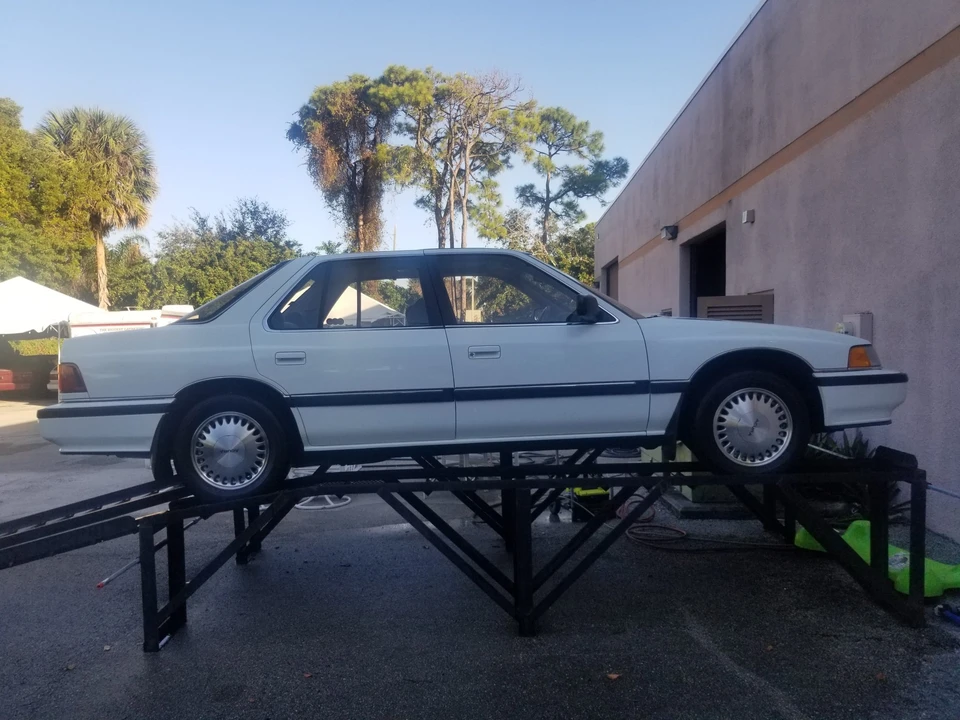 1989 Acura Legend 1st Gen - Image 16 of 31
