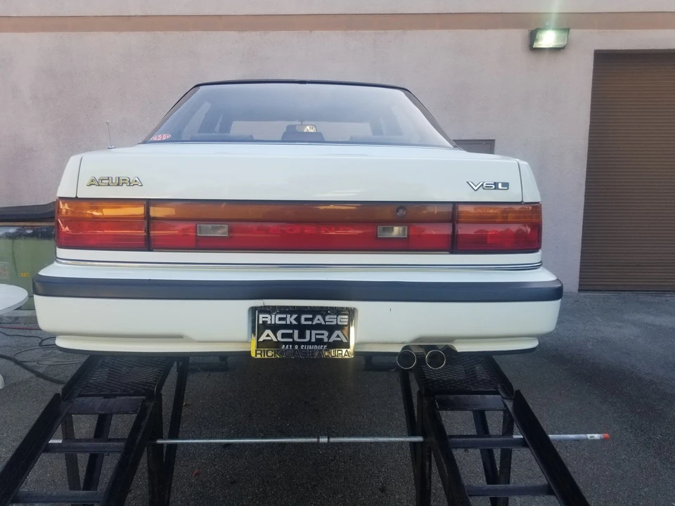 1989 Acura Legend 1st Gen - Image 14 of 31
