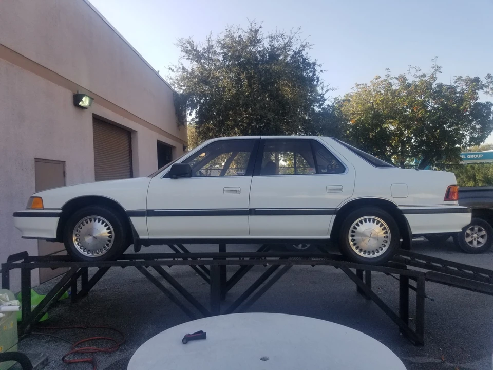 1989 Acura Legend 1st Gen - Image 12 of 31