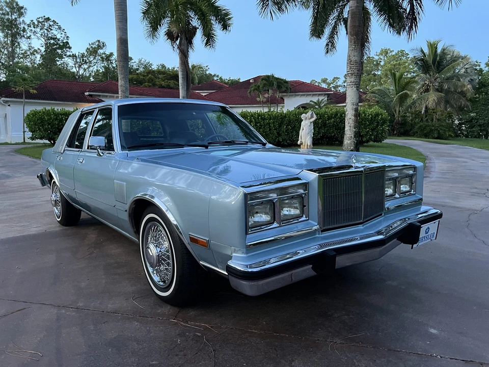 1989 Chrysler New Yorker - Image 12 of 31