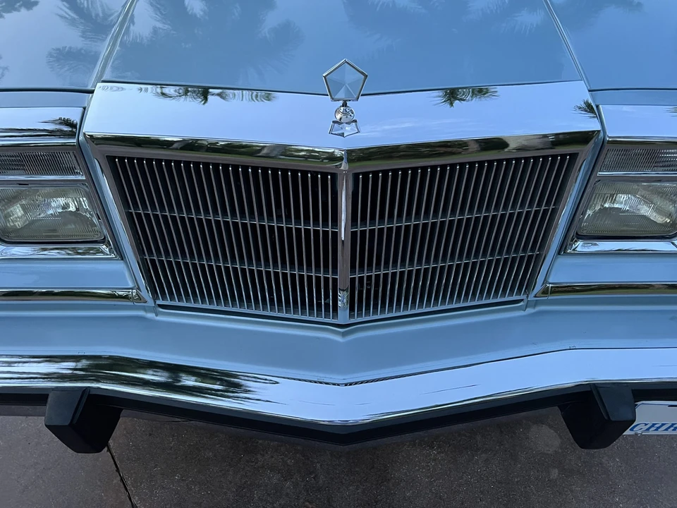 1989 Chrysler New Yorker - Image 14 of 31